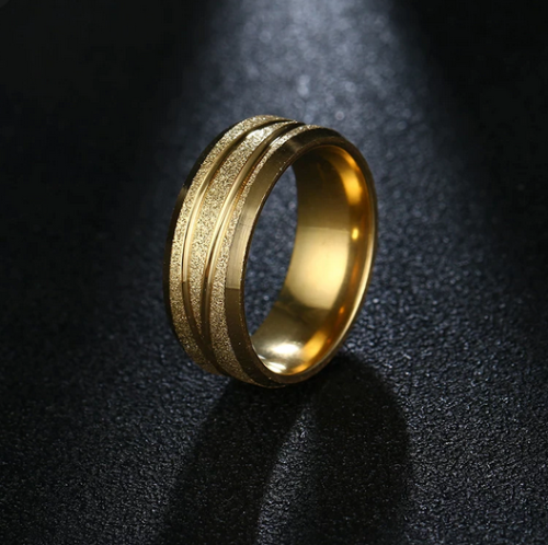 Obrączka stal chirurgiczna złota piękna 8mm