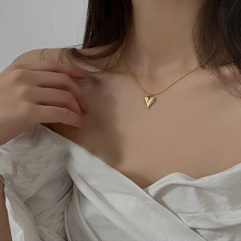 Delikatyn naszyjnik serce serduszko